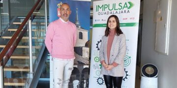 Quer destaca sus buenas comunicaciones y el sector 4 industrial en una reunión de trabajo con los técnicos de Impulsa Guadalajara