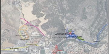 Restricciones de aparcamiento por la limpieza intensiva en el barrio de San Antón y entorno de la calle Pedro Almodóvar