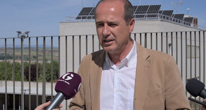 Alberto Rojo promoverá la creación de una Comunidad Energética renovable para extender el uso de la fotovoltaica