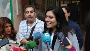 Bea Jiménez anima a los conquenses a que ejer-zan su derecho al voto de forma masiva