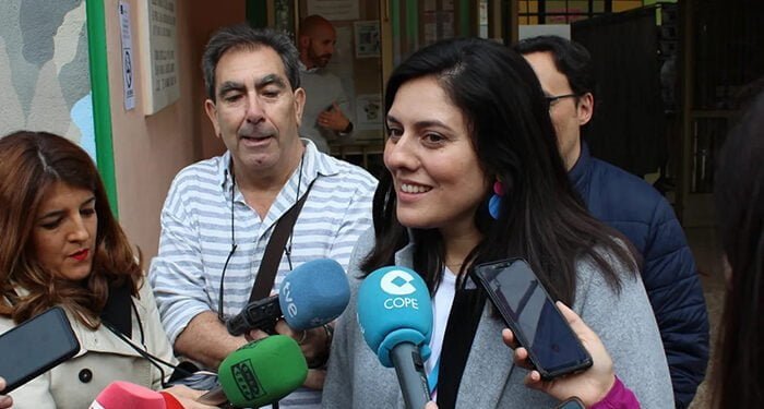 Bea Jiménez anima a los conquenses a que ejer-zan su derecho al voto de forma masiva