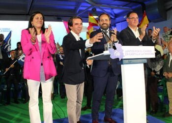 Bea Jiménez: “Ganar en las próximas eleccio-nes municipales y autonómicas es una obliga-ción moral” Bea Jiménez: “Ganar en las próximas eleccio-nes municipales y autonómicas es una obliga-ción moral”