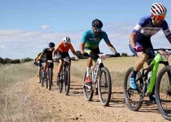 Carlos Hernández y Beatriz Martínez se imponen en Torrejón del Rey en el X Circuito MTB Diputación de Guadalajara