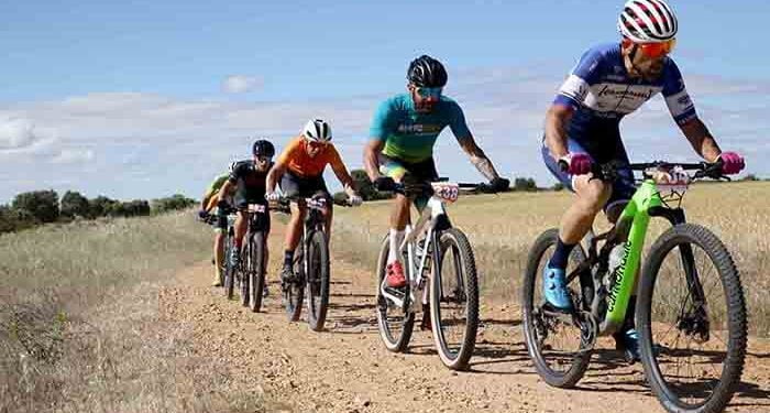 Carlos Hernández y Beatriz Martínez se imponen en Torrejón del Rey en el X Circuito MTB Diputación de Guadalajara