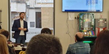 Continúa el Pint of Science en Cuenca hablando sobre neuroeducación
