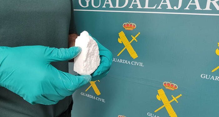 Detenido con más de 100 gramos de cocaína en Almadrones 1 Detenido con más de 100 gramos de cocaína en Almadrones