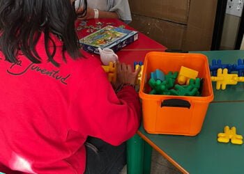 Dieciséis personas voluntarias de Cruz Roja Juventud de Cuenca contribuyen a mejorar la calidad de vida de la Infancia Hospitalizada