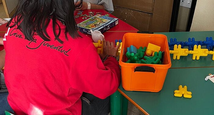 Dieciséis personas voluntarias de Cruz Roja Juventud de Cuenca contribuyen a mejorar la calidad de vida de la Infancia Hospitalizada 1 Dieciséis personas voluntarias de Cruz Roja Juventud de Cuenca contribuyen a mejorar la calidad de vida de la Infancia Hospitalizada