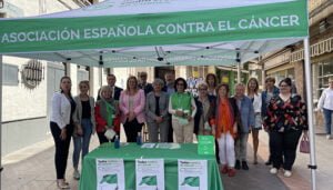 Dolz muestra su apoyo a la labor de la Asociación Española contra el Cáncer de Cuenca en el Día de la Cuestación