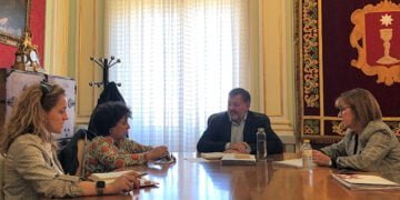 Dolz recibe a la recientemente creada Asociación ACUDO