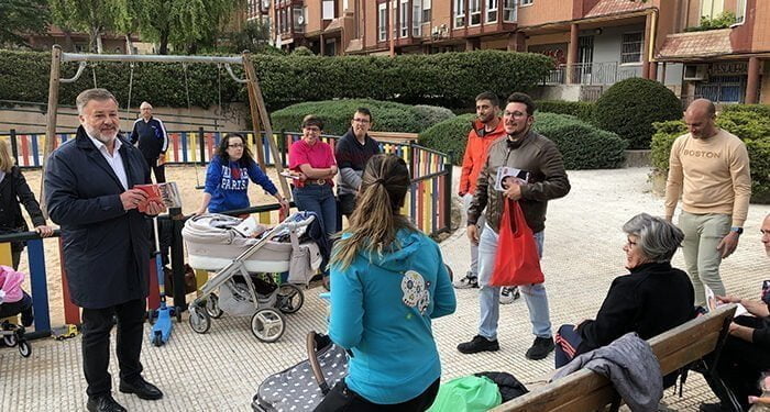 Dolz recuperará, si sale reelegido, las ayudas a las asociaciones de vecinos para fortalecer el movimiento vecinal 1 Dolz recuperará, si sale reelegido, las ayudas a las asociaciones de vecinos para fortalecer el movimiento vecinal