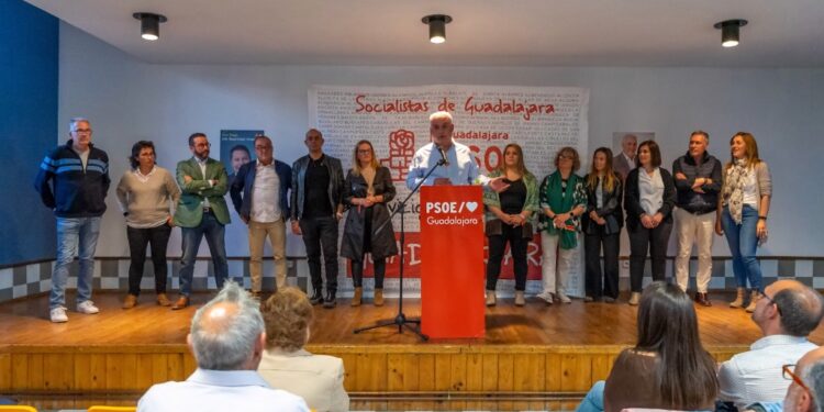 Vega llama a votar masivamente el próximo 28 de mayo en un acto multitudinario en Mondéjar