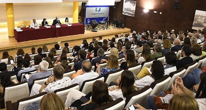 El Área Integrada de Guadalajara da la bienvenida a 67 nuevos residentes y entrega sus certificados a 61 nuevos especialistas que finalizan su formación 1 El Área Integrada de Guadalajara da la bienvenida a 67 nuevos residentes y entrega sus certificados a 61 nuevos especialistas que finalizan su formación