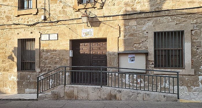 El Ayuntamiento de Almonacid recupera para los mayores el Centro de los Olivos 1 El Ayuntamiento de Almonacid recupera para los mayores el Centro de los Olivos