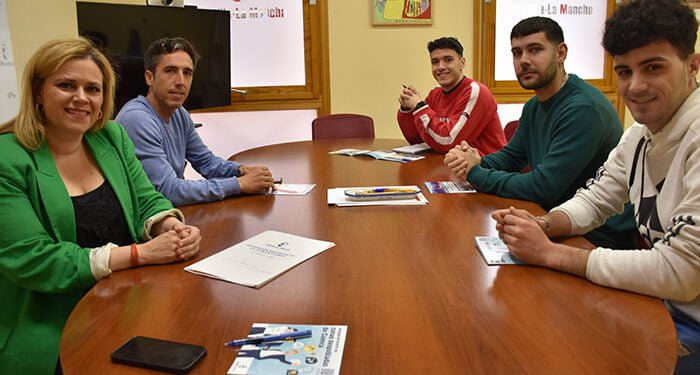 El Gobierno regional aplaude el fomento del emprendimiento entre los jóvenes como el que impulsa el Grupo Homi en materia de vivienda