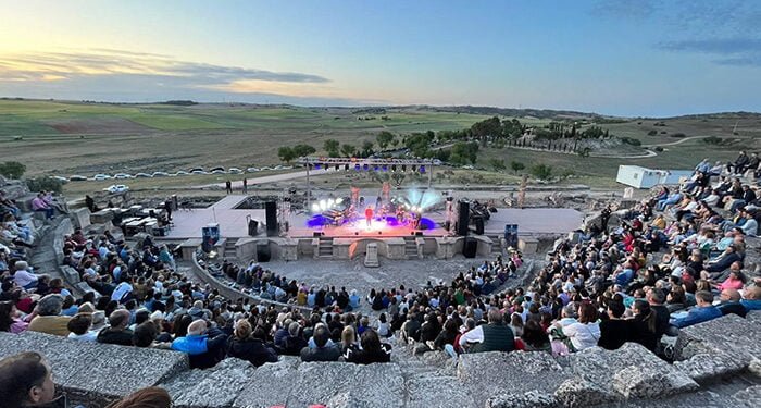 El inicio de Actuamos en Patrimonio ha sido “espectacular” con los conciertos de Miguel Poveda y La Frontera