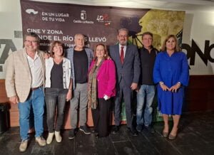 El Moderno acoge un coloquio sobre ‘El Río que nos lleva’ y los gancheros del Alto Tajo con el director de la película, Antonio del Real, y el actor Juanjo Artero