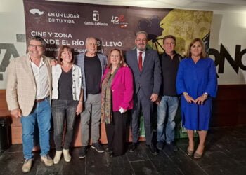 El Moderno acoge un coloquio sobre ‘El Río que nos lleva’ y los gancheros del Alto Tajo con el director de la película, Antonio del Real, y el actor Juanjo Artero