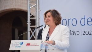 El paro baja en Castilla-La Mancha en todas las provincias, sectores y grupos de edad, especialmente en los jóvenes, con casi 14.000 nuevos empleos en el último año