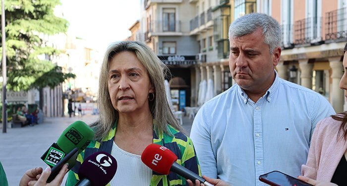 Guarinos felicita a García-Page por su nombramiento como presidente y le pide una reunión donde abordar los proyectos y propuestas que afectan a ambas administraciones 1 Guarinos apuesta “por intensificar el apoyo y la dinamización” del Casco Histórico “para volver a dar vida a una de las zonas más emblemáticas de la ciudad”