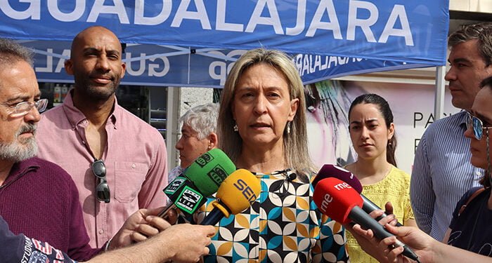 Guarinos desgrana sus propuestas económicas que tienen como objetivo “potenciar la creación de empleo y convertir a Guadalajara en foco de atracción empresarial” 1 Guarinos desgrana sus propuestas económicas que tienen como objetivo “potenciar la creación de empleo y convertir a Guadalajara en foco de atracción empresarial”