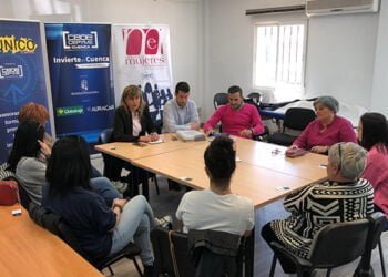 Invierte en Cuenca y AMEP trabajan para generar una empresa de servicios dirigida por mujeres en El Provencio