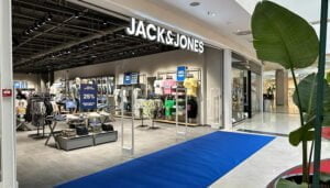 Jack & Jones, la marca danesa de ropa para hombres, inaugura su primera tienda en el Mirador de Cuenca