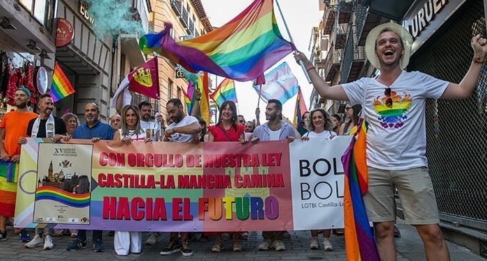 La Junta convoca ayudas por importe de 107.000 euros para favorecer la no discriminación de las personas LGTBI