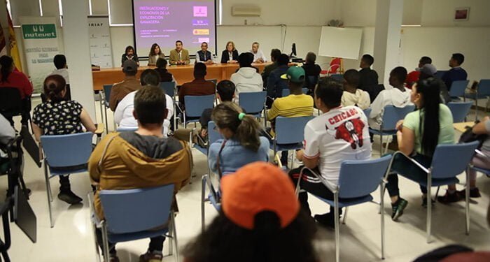 La Junta impulsa la ganadería extensiva en la región formando a 50 profesionales en la Escuela Regional de Pastores 1 La Junta impulsa la ganadería extensiva en la región formando a 50 profesionales en la Escuela Regional de Pastores