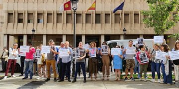 Los trabajadores de la administración de justicia comienzan una huelga indefinida por la inmovilidad del Ministerio