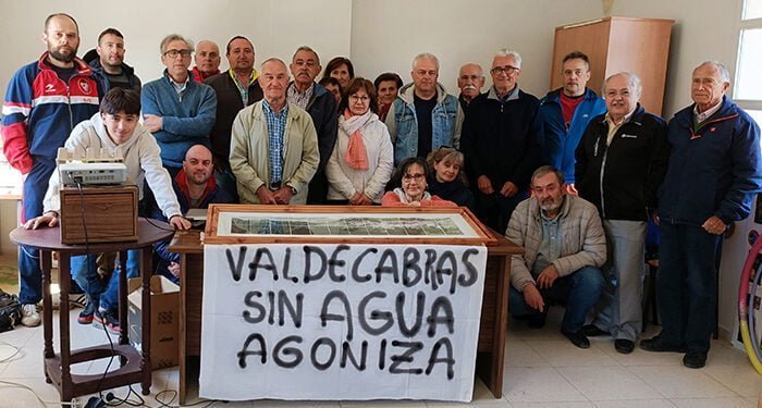 Los vecinos de Valdecabras exigen la inmediata perforación de un pozo que asegure la supervivencia del municipio 1 Los vecinos de Valdecabras exigen la inmediata perforación de un pozo que asegure la supervivencia del municipio