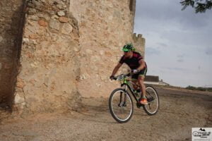 María Jesús Algarra repite victoria en féminas y Juan Jesús Reca vence en categoría masculina en el Dúatlón de El Provencio