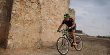 María Jesús Algarra repite victoria en féminas y Juan Jesús Reca vence en categoría masculina en el Dúatlón de El Provencio