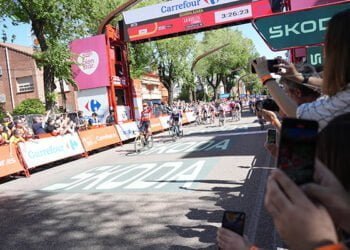 La Vuelta Ciclista a España femenina llega a Guadalajara siendo vista por más de 25.000 personas a su paso por Castilla-La Mancha