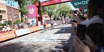 La Vuelta Ciclista a España femenina llega a Guadalajara siendo vista por más de 25.000 personas a su paso por Castilla-La Mancha