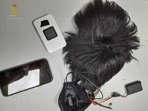 No se rinden La Guardia Civil de Guadalajara sorprende a una persona utilizando medios técnicos para superar el examen teórico del permiso de conducir