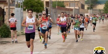 Omar Benito e Irene de la Torre dominan la Carrera Popular de La Fuente de Pedro Naharro