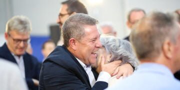 Page compromete una norma que convierta en un derecho que toda persona mayor tenga a no más de 40 kilómetros un recurso asistencial