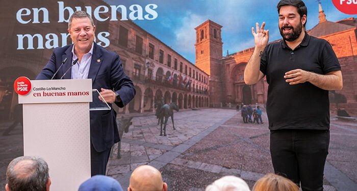 Page: “No sé lo que pasará el 28 de mayo, pero a todos los que nos apoyasteis hace cuatro años, tened en vuestro haber que los que estamos aquí hemos cumplido” 1 Page “No sé lo que pasará el 28 de mayo, pero a todos los que nos apoyasteis hace cuatro años, tened en vuestro haber que los que estamos aquí hemos cumplido”