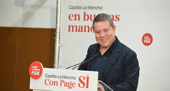 Page plantea en El Casar un acuerdo con Madrid para servicios sanitarios y de transporte y desdoblar la M-117