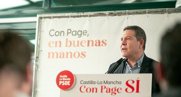 Page, que se sigue acordando de Cospedal, garantizará por ley la igualdad salarial entre hombres y mujeres