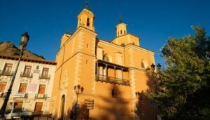 parroquia de la Virgen de la Luz