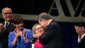 Representantes de la sociedad de Castilla-La Mancha reafirman su compromiso para seguir conquistando el futuro desde la unidad