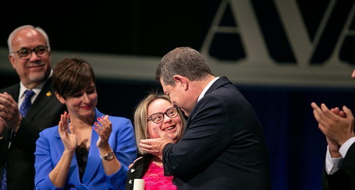 Representantes de la sociedad de Castilla-La Mancha reafirman su compromiso para seguir conquistando el futuro desde la unidad 1 Representantes de la sociedad de Castilla-La Mancha reafirman su compromiso para seguir conquistando el futuro desde la unidad