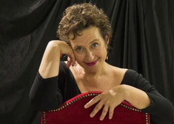 Sandra Rossi cierra la XXVI temporada del Viernes de los Cuentos