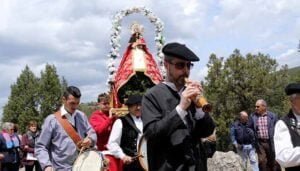Tamajón honra a Virgen de los Enebrales