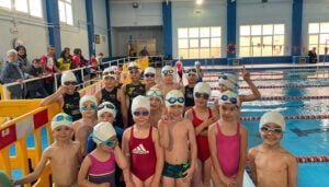 Un total de 20 participantes se dan cita en el Triatlón Escolar de Cuenca