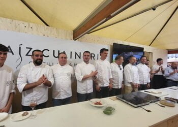 Adrián Romanillos, del restaurante Zúbar de Valdeluz, participó en Tast a la rambla en Barcelona