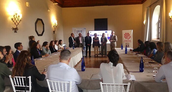 CEOE-Cepyme Cuenca, Cáritas Diocesana de Cuenca y Fundación CEOE reúnen a cerca de 30 personas para informar sobre el proyecto Emplea.Lab