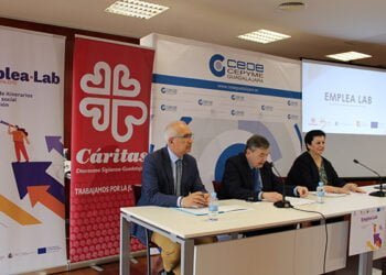 Cerca de medio centenar de empresas y trabajadores se informan del proyecto Emplea Lab de Fundación CEOE 4 Cerca de medio centenar de empresas y trabajadores se informan del proyecto Emplea Lab de Fundación CEOE